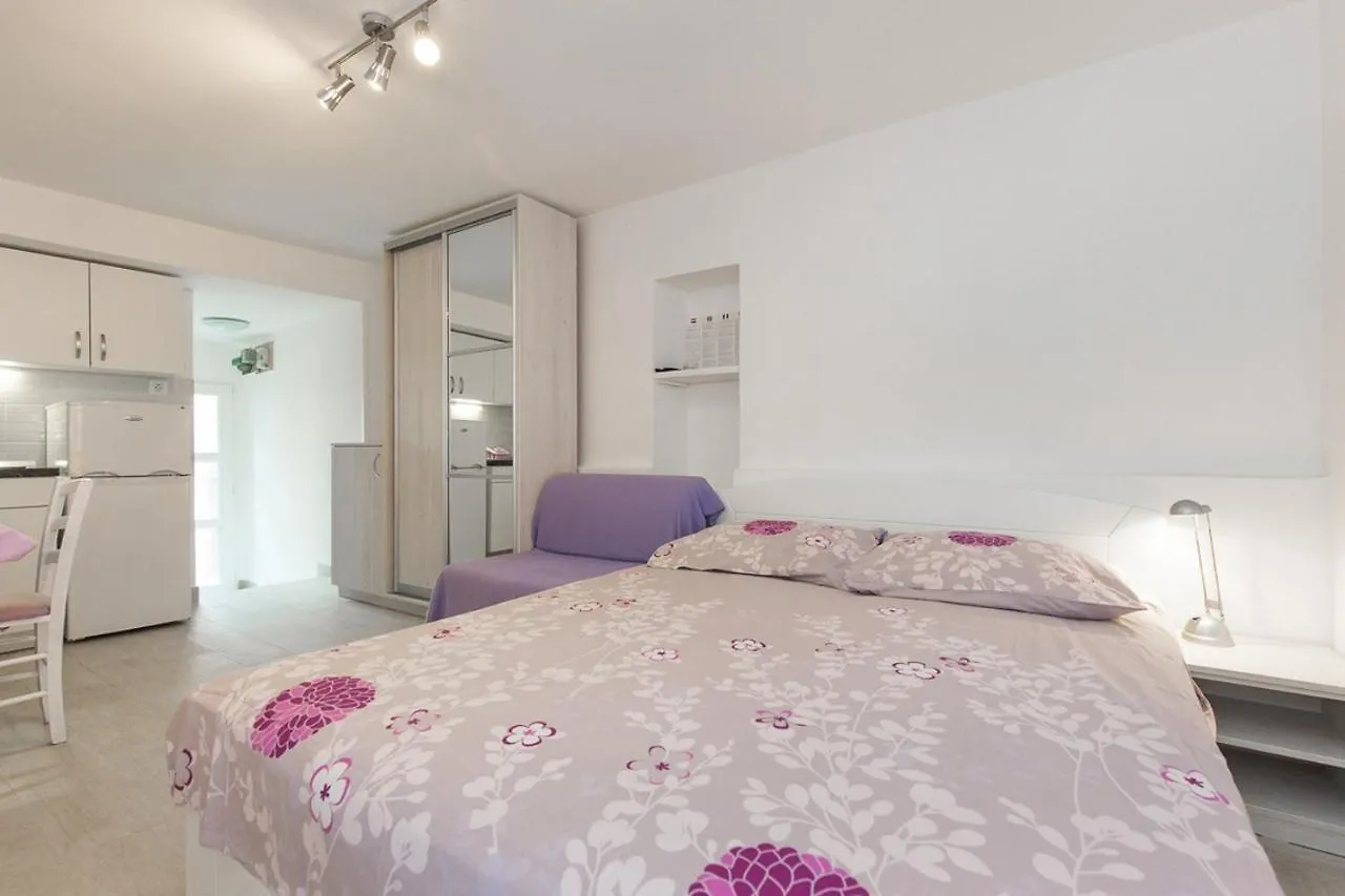 Studio Neva Apartman Baska (Krk)