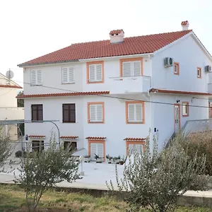 Appartamento Nada, Baška